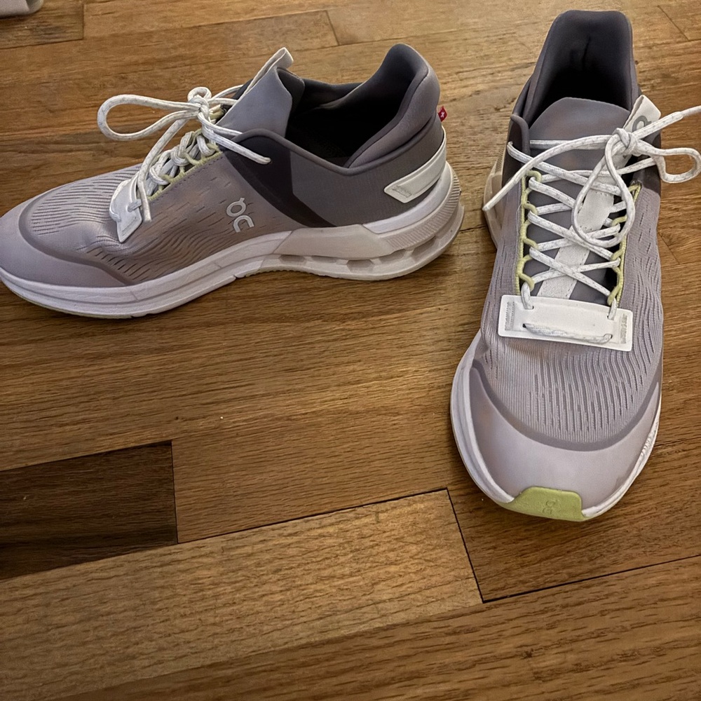 On Running Men's Gray and White Athletic Shoes